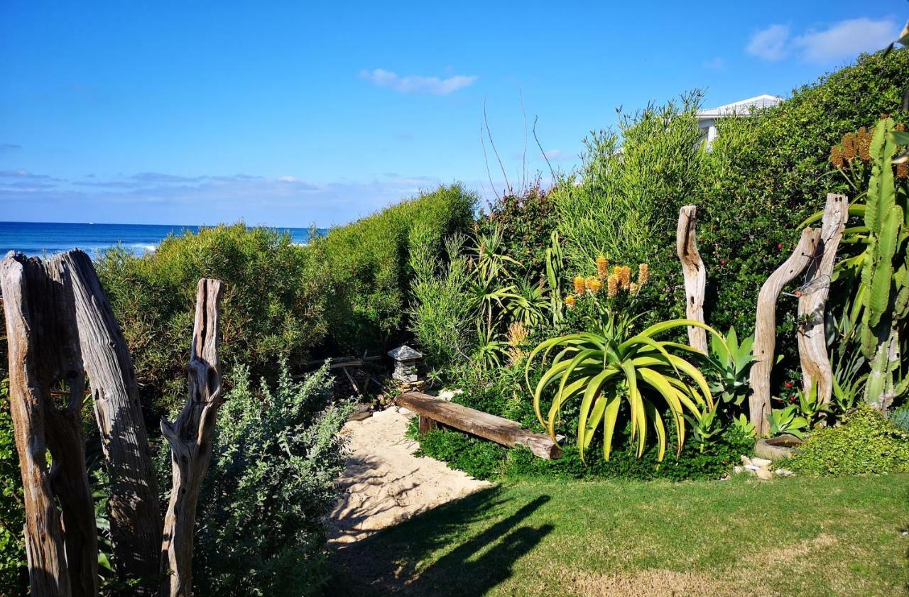 Beach Front Jeffreys Bay Exterior photo